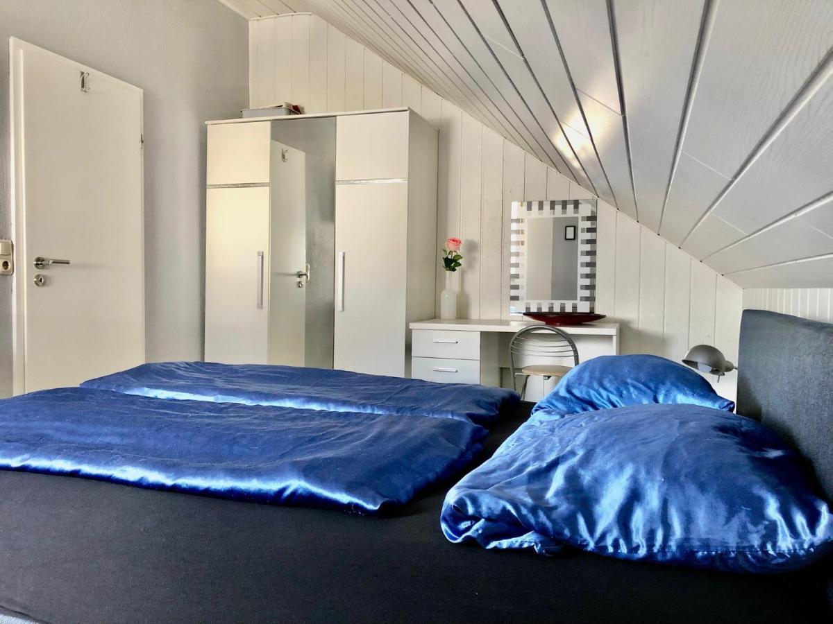 Gaestezimmer Beate Und Ferienwohnung Rheda Wiedenbrueck Exterior foto